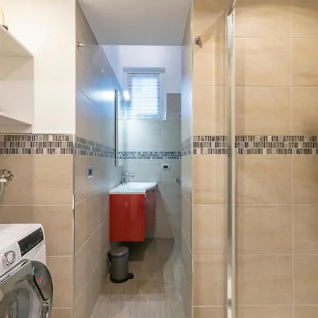 Apartment I Host - Montesuello 9